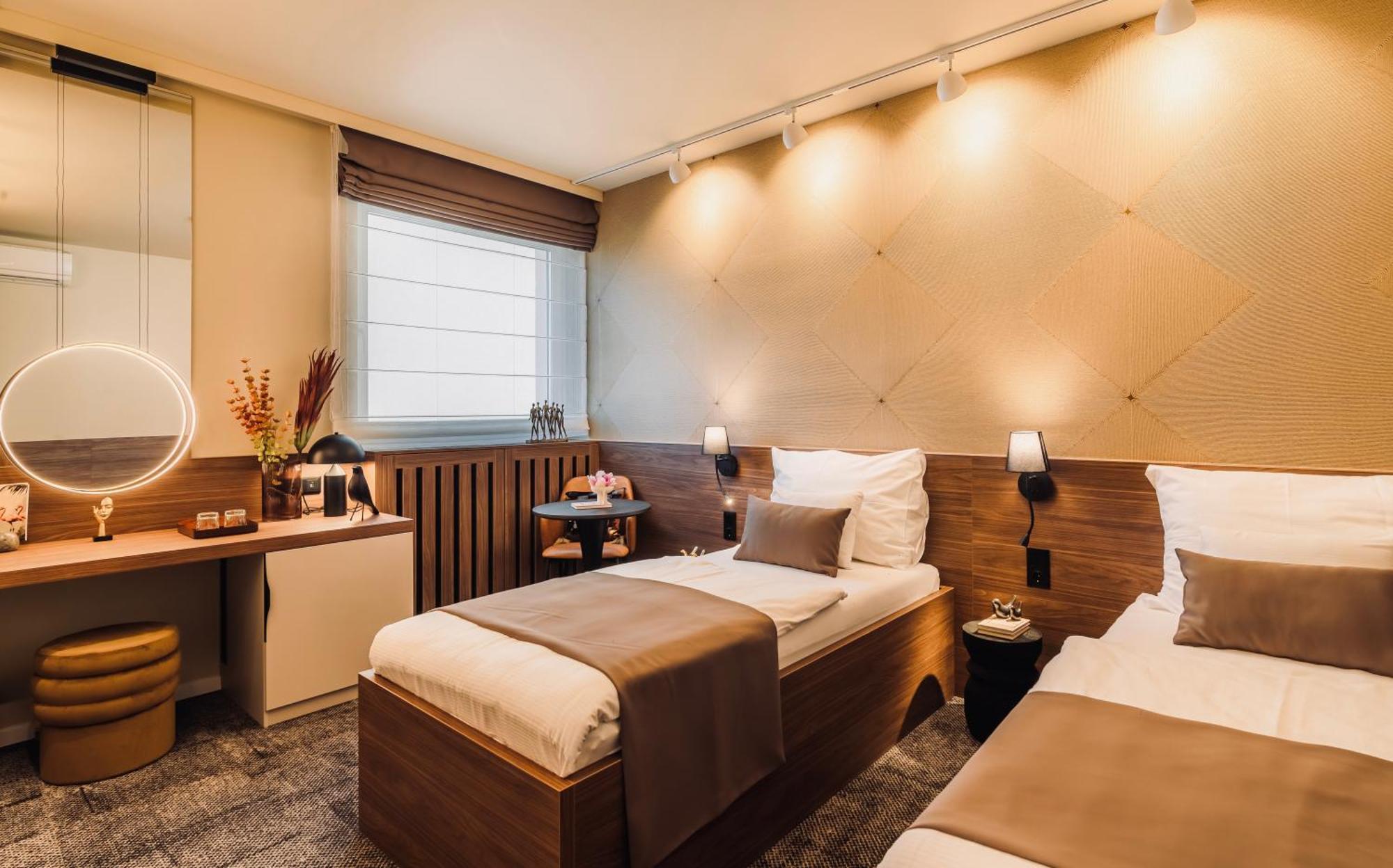 Aqua Hotel Termal Mosonmagyaróvár Buitenkant foto